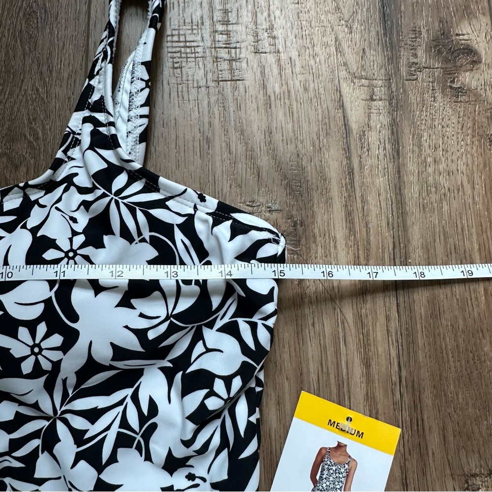 NWT! Land’s End Women’s Swimsuit, Scoop Neck, Floral, Black/White, Medium‎ - Picture 9 of 10